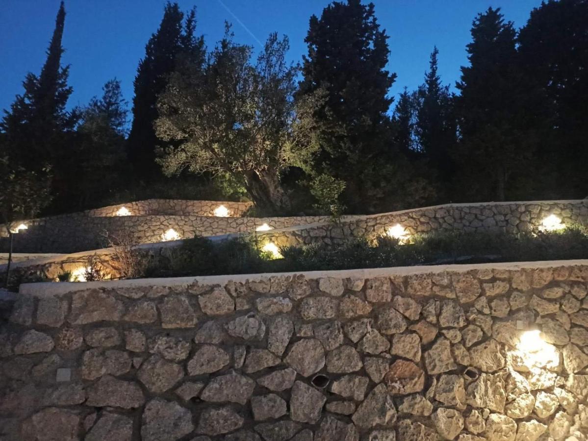 Gerakofolia-Villa Nikiana Exterior photo